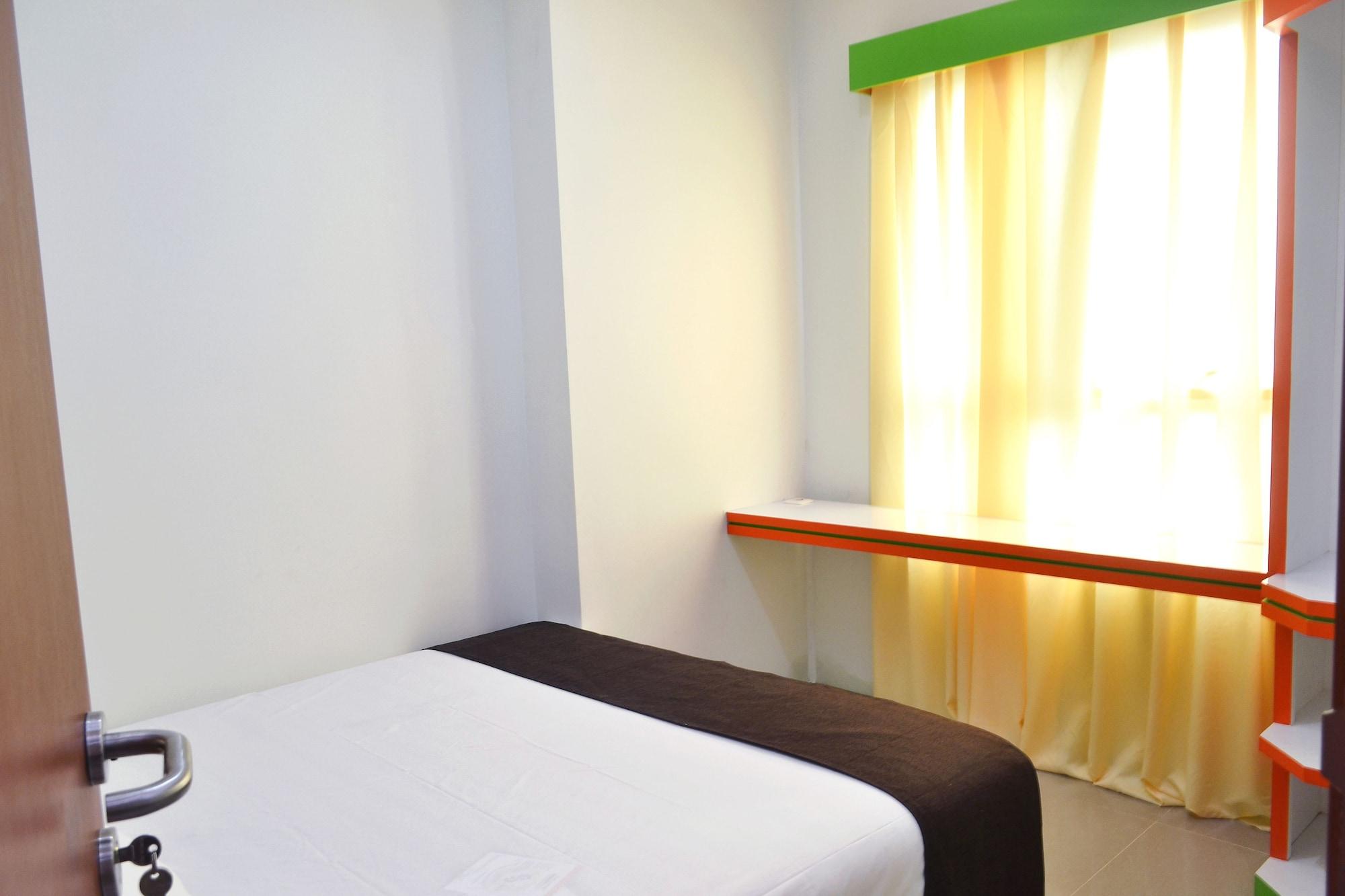 Titanium Express Homtel Hotell Jakarta Eksteriør bilde