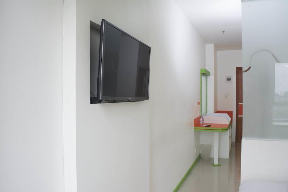 Titanium Express Homtel Hotell Jakarta Eksteriør bilde