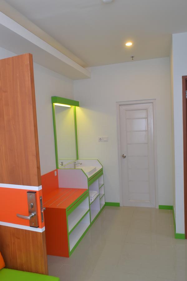 Titanium Express Homtel Hotell Jakarta Eksteriør bilde