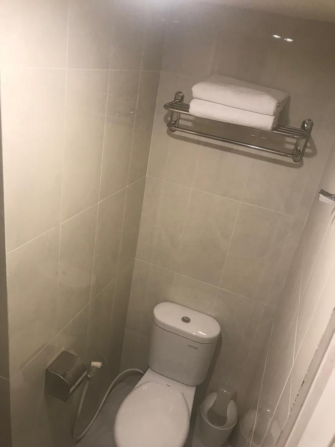 Titanium Express Homtel Hotell Jakarta Eksteriør bilde