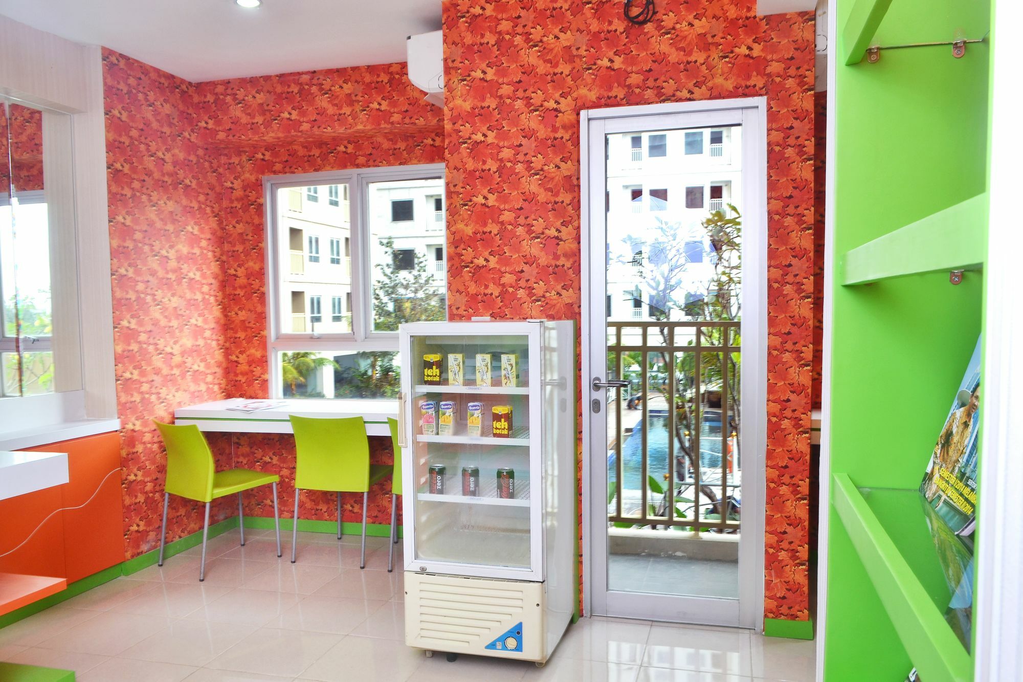 Titanium Express Homtel Hotell Jakarta Eksteriør bilde