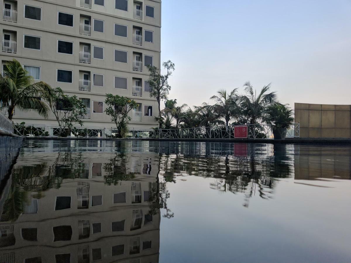 Titanium Express Homtel Hotell Jakarta Eksteriør bilde